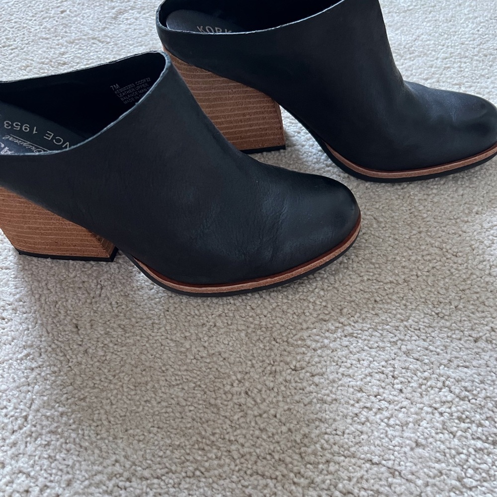 Kork Ease Chalis clogs, size 7